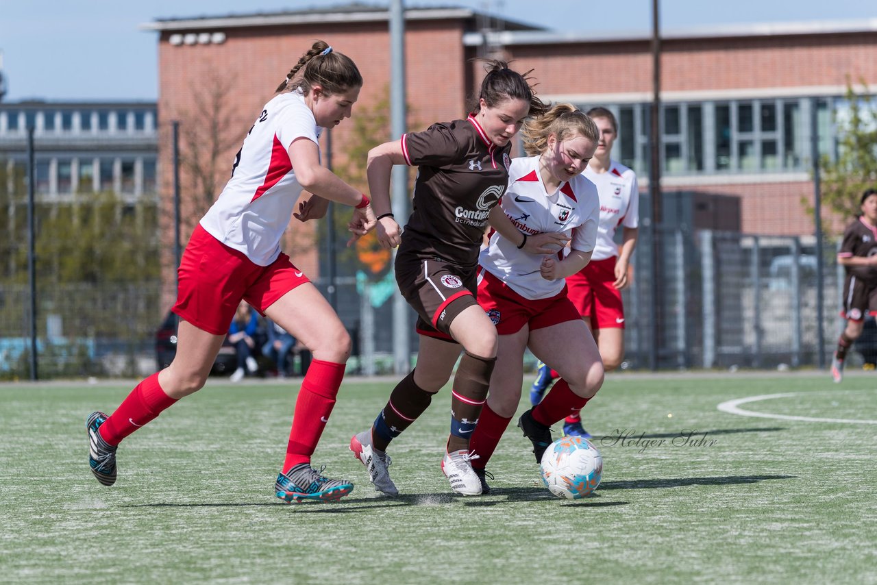 Bild 102 - wBJ St. Pauli - Walddoerfer : Ergebnis: 1:11